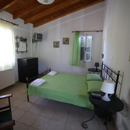 Studios Argyri Agios Kirykos  ภายนอก รูปภาพ