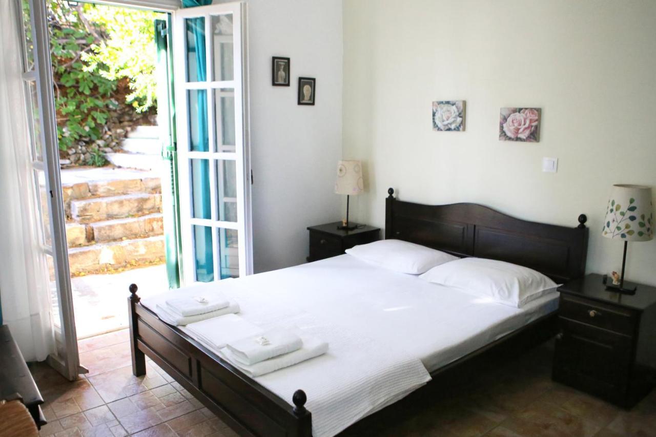 Studios Argyri Agios Kirykos  ภายนอก รูปภาพ