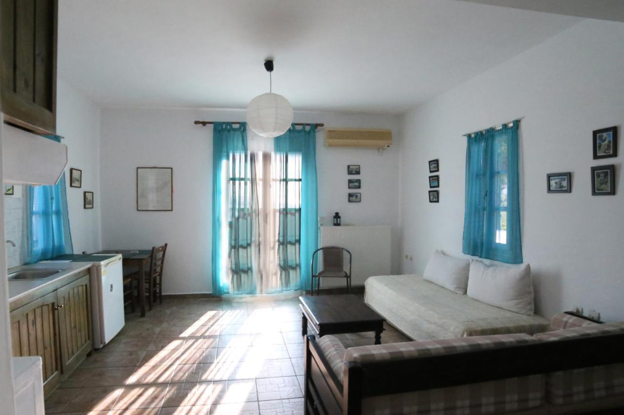 Studios Argyri Agios Kirykos  ภายนอก รูปภาพ