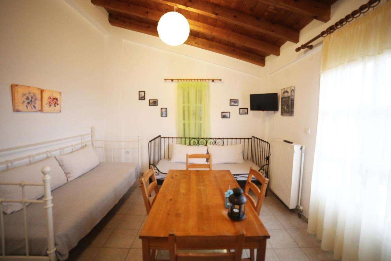 Studios Argyri Agios Kirykos  ภายนอก รูปภาพ
