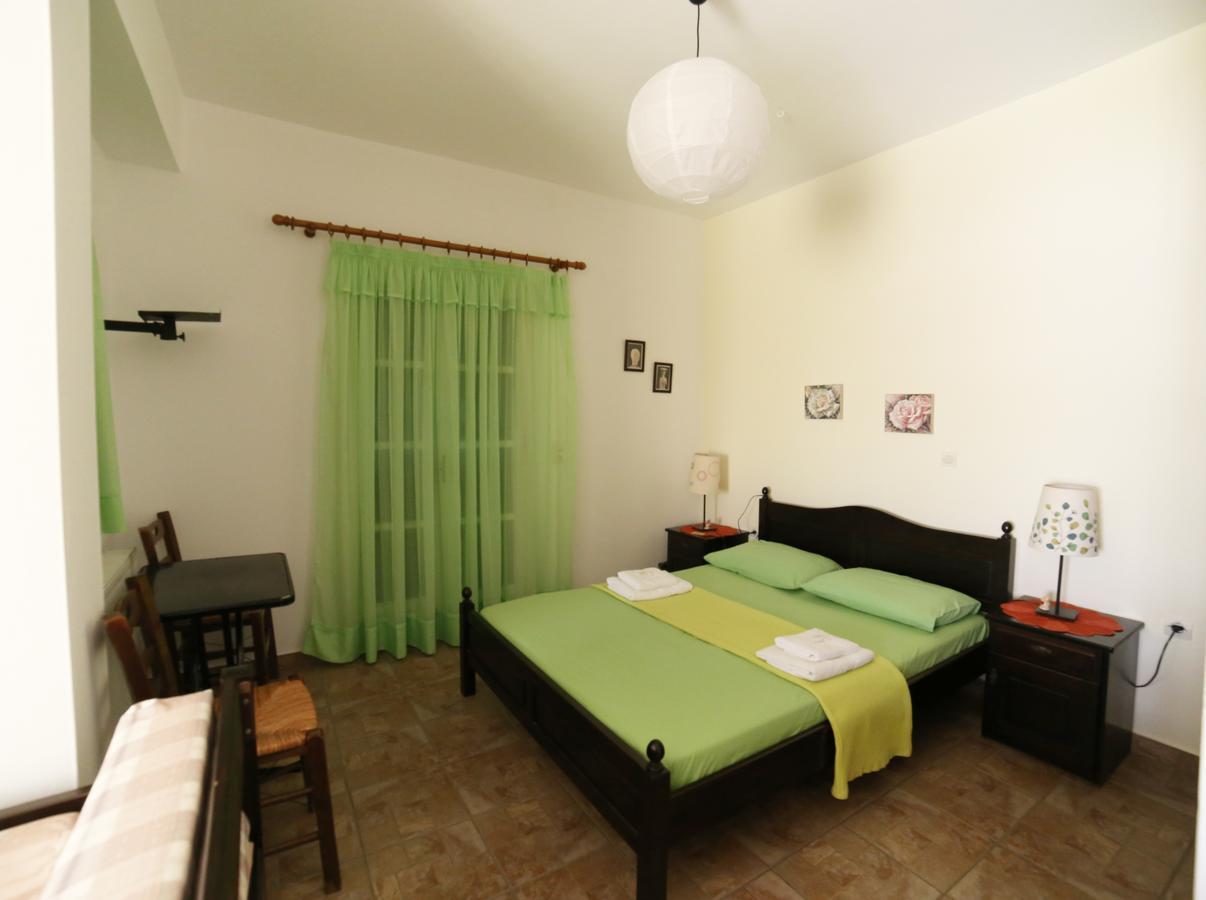 Studios Argyri Agios Kirykos  ภายนอก รูปภาพ