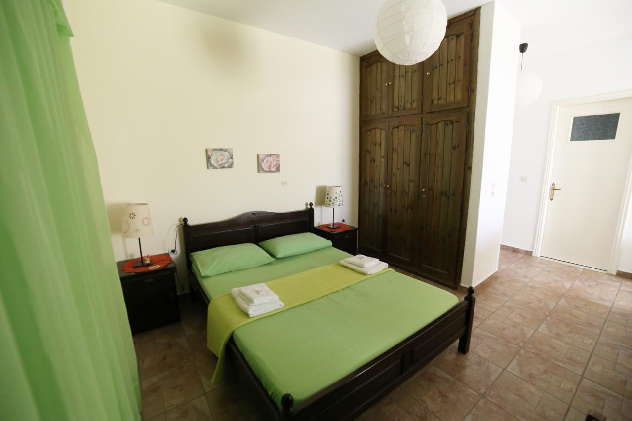 Studios Argyri Agios Kirykos  ภายนอก รูปภาพ