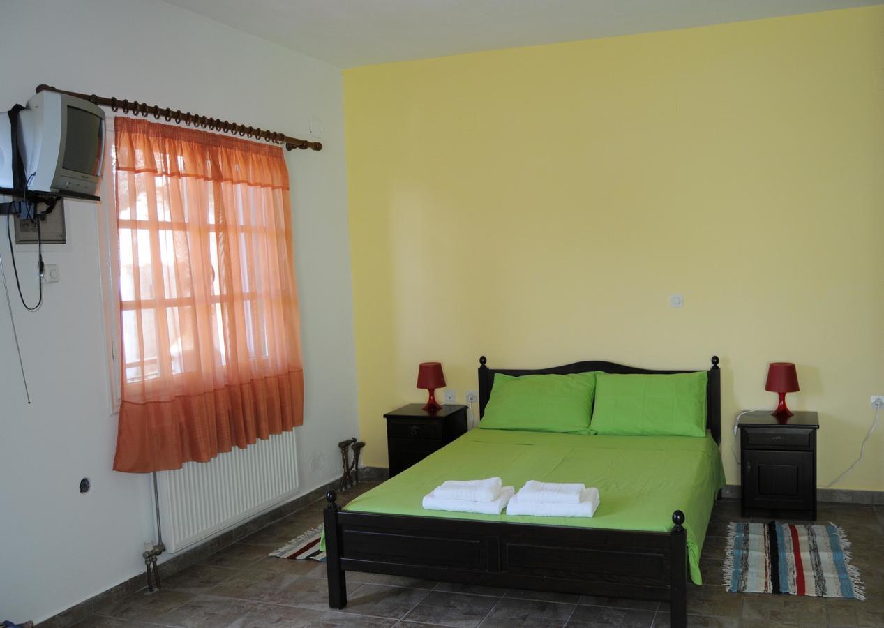 Studios Argyri Agios Kirykos  ภายนอก รูปภาพ